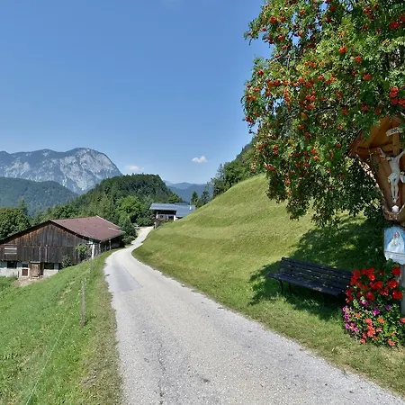Hattenhof بيت ضيافة 3*